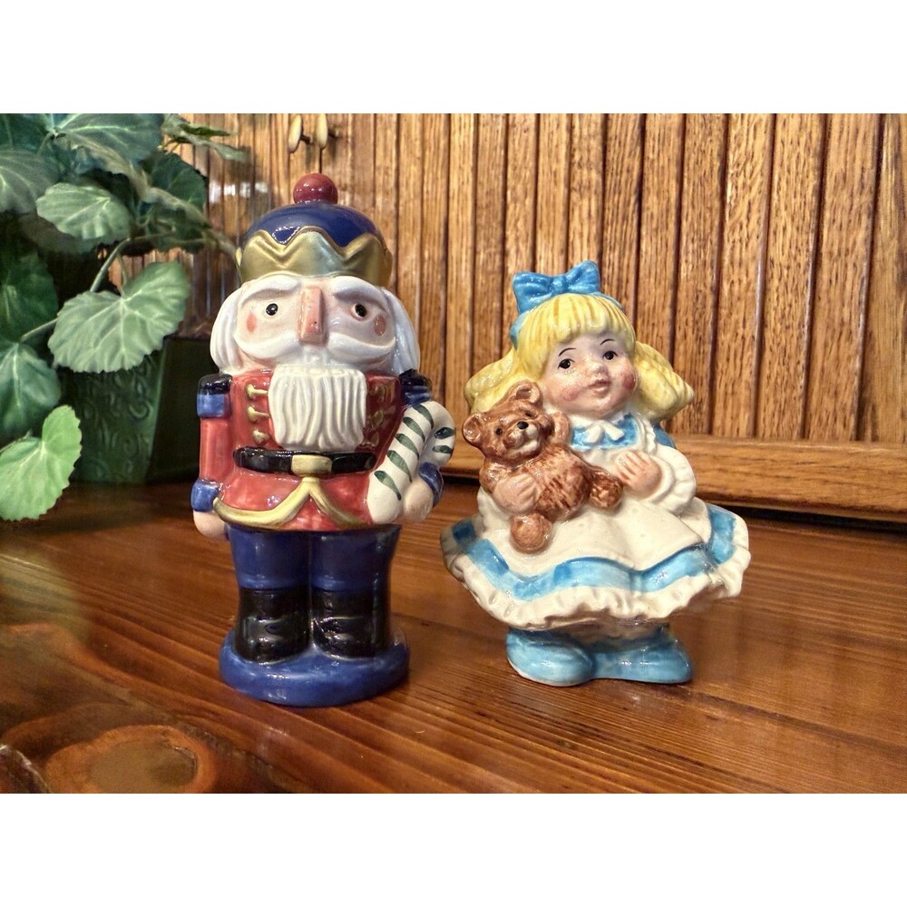 Vintage Fitz & Floyd Nutcracker Teddy Bear Girl Salt Pepper Shakers 1992
